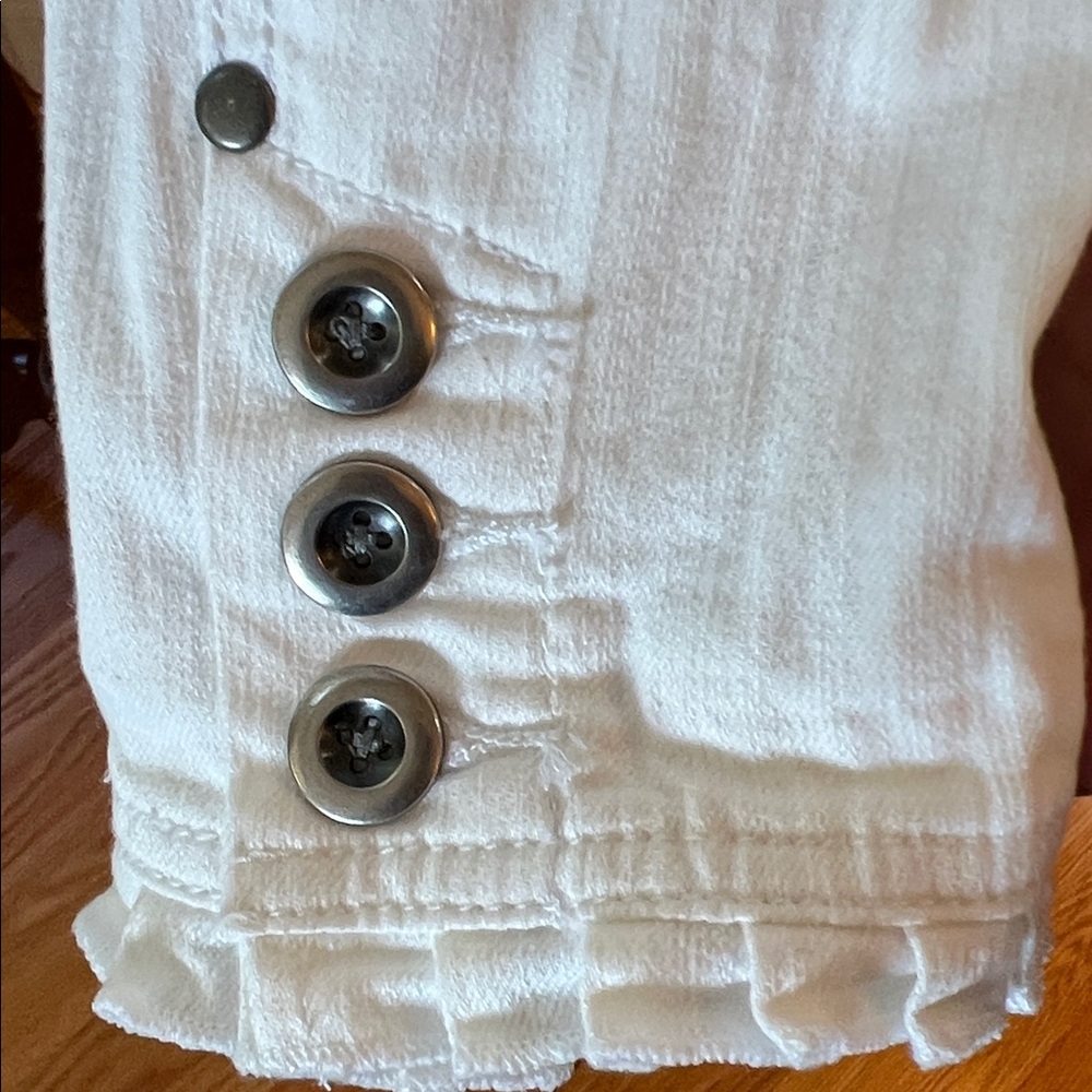 Chico’s Platinum White Ruffled Button-Up Jean Jacket - Picture 5 of 6